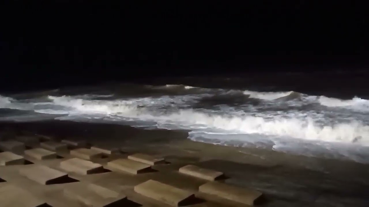 Night view of Digha #highlights #travel #viral #viralvideo #dighaseabeach #world #night 
