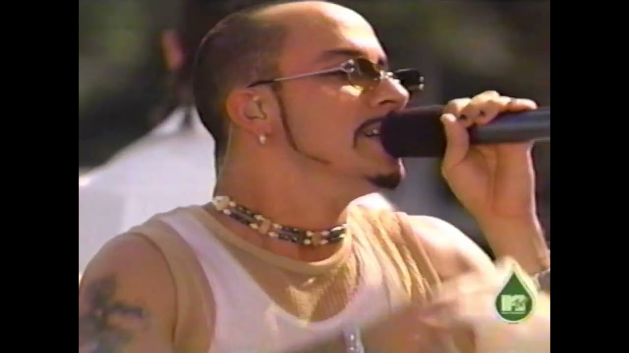 Backstreet Boys - I Want It That Way - LIVE TRL 2001