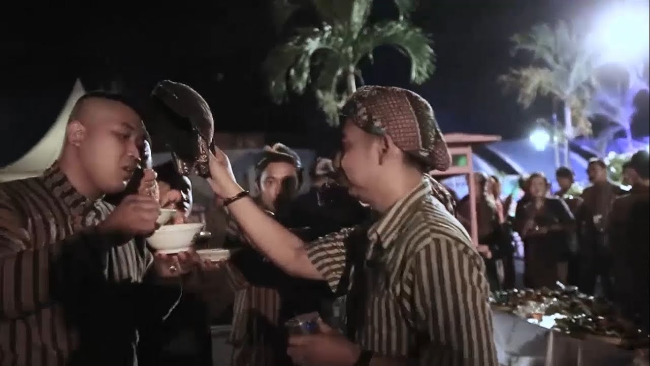 MANNEQUIN CHALLENGE mix Tradisional Jogja oleh Seluruh Karyawan Galeria Mall