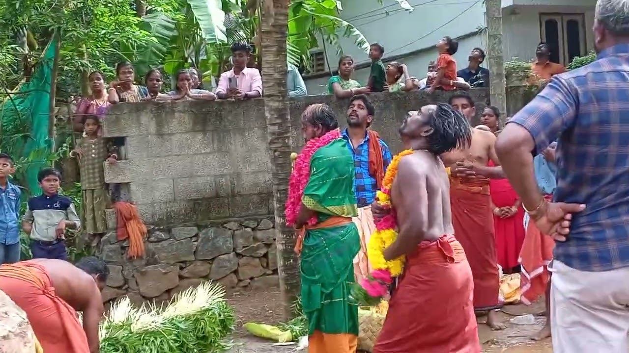 🔱முத்தாரம்மன்🔱_கும்பம்_எடுத்து_வருதல்       சுவாமி🙏/ஆட்டம்🔥🙏🔥🙏