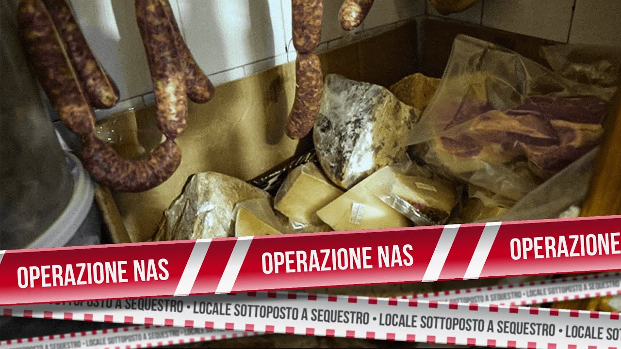 Prodotti senza etichetta e formaggi pieni di muffa: la norceria rischia di chiudere | Operazione NAS