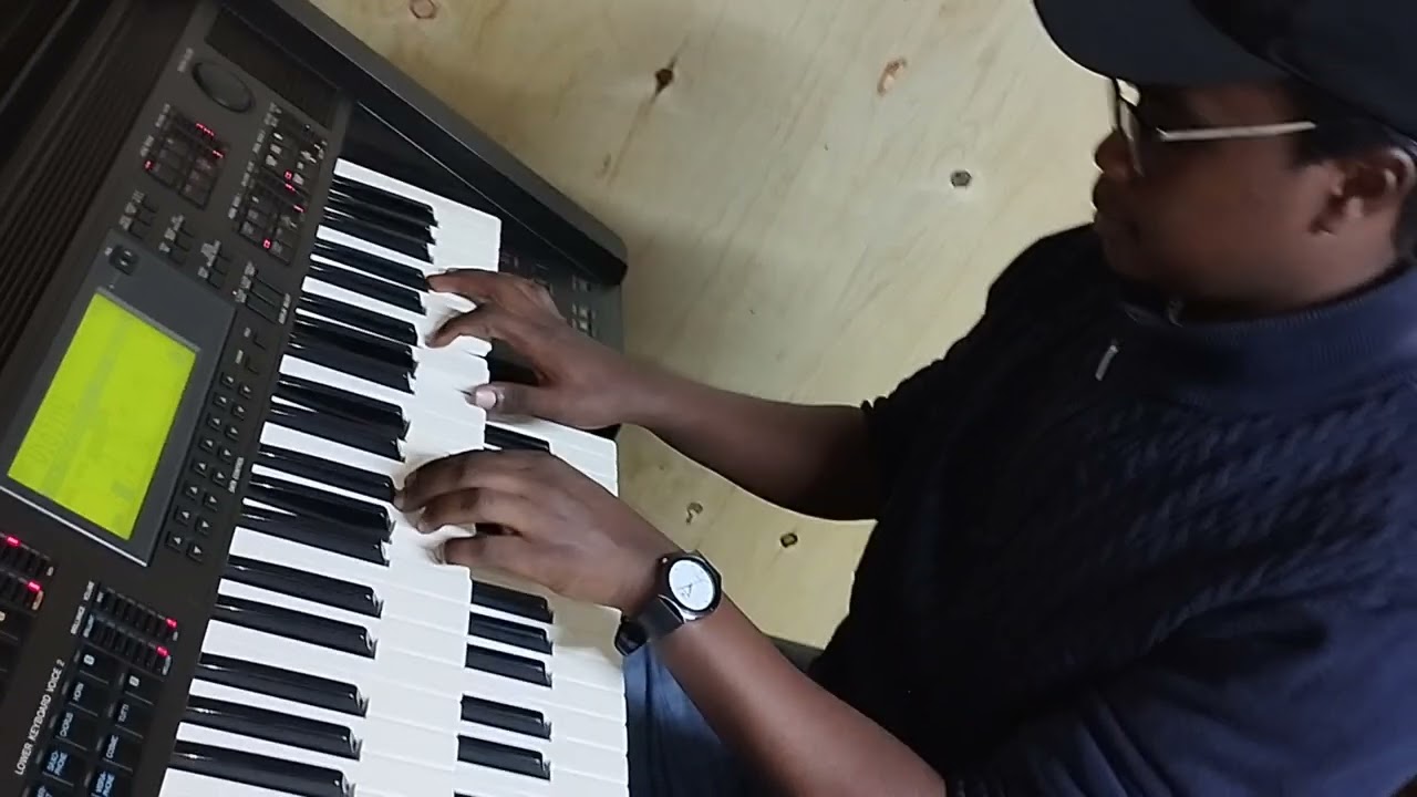 Bwana Utuhurumie Misa ya Damu Takatifu Ya Yesu by B. A. Manditi