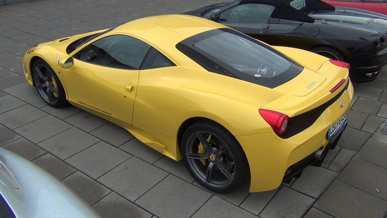 [Rev Battle] Ferrari 458 Speciale vs. 458 Italia