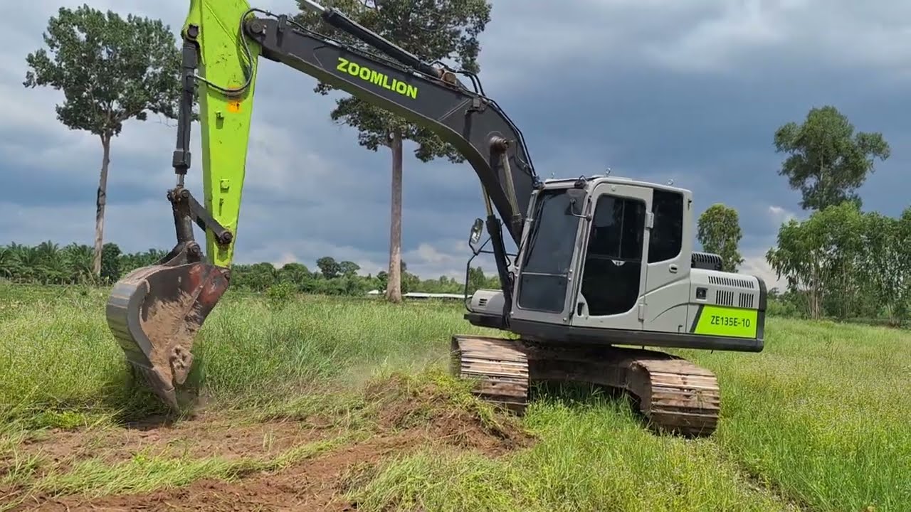 รีวิวรถขุดน้องใหม่จากแดนมังกร ZOOMLION ZE135E-10 งานลอกนาใส่ดั้ม excavator and truck