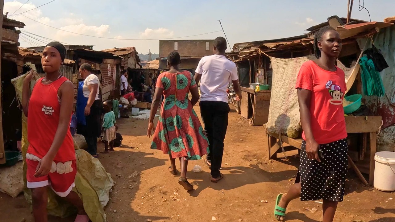 My Walk Through African Reality | This is Home 🌍🇺🇬UGANDA