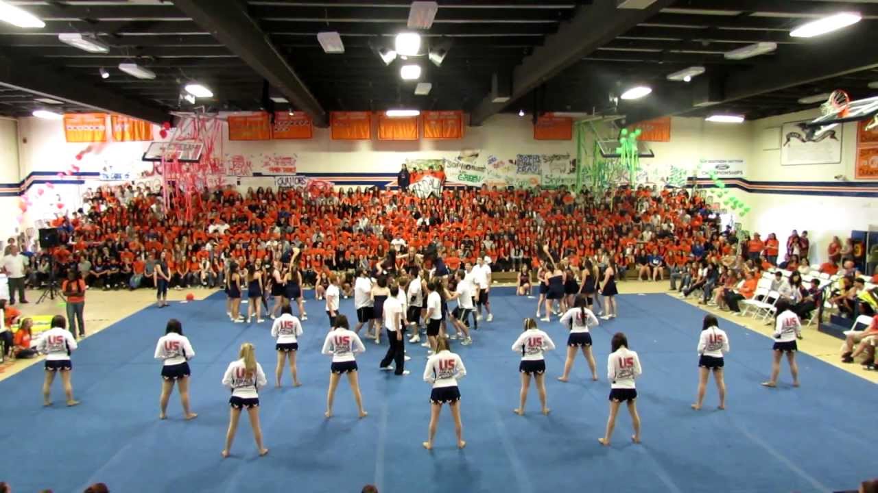 Chaminade College Preparatory Eaglemania 2012 Cheer and Dance