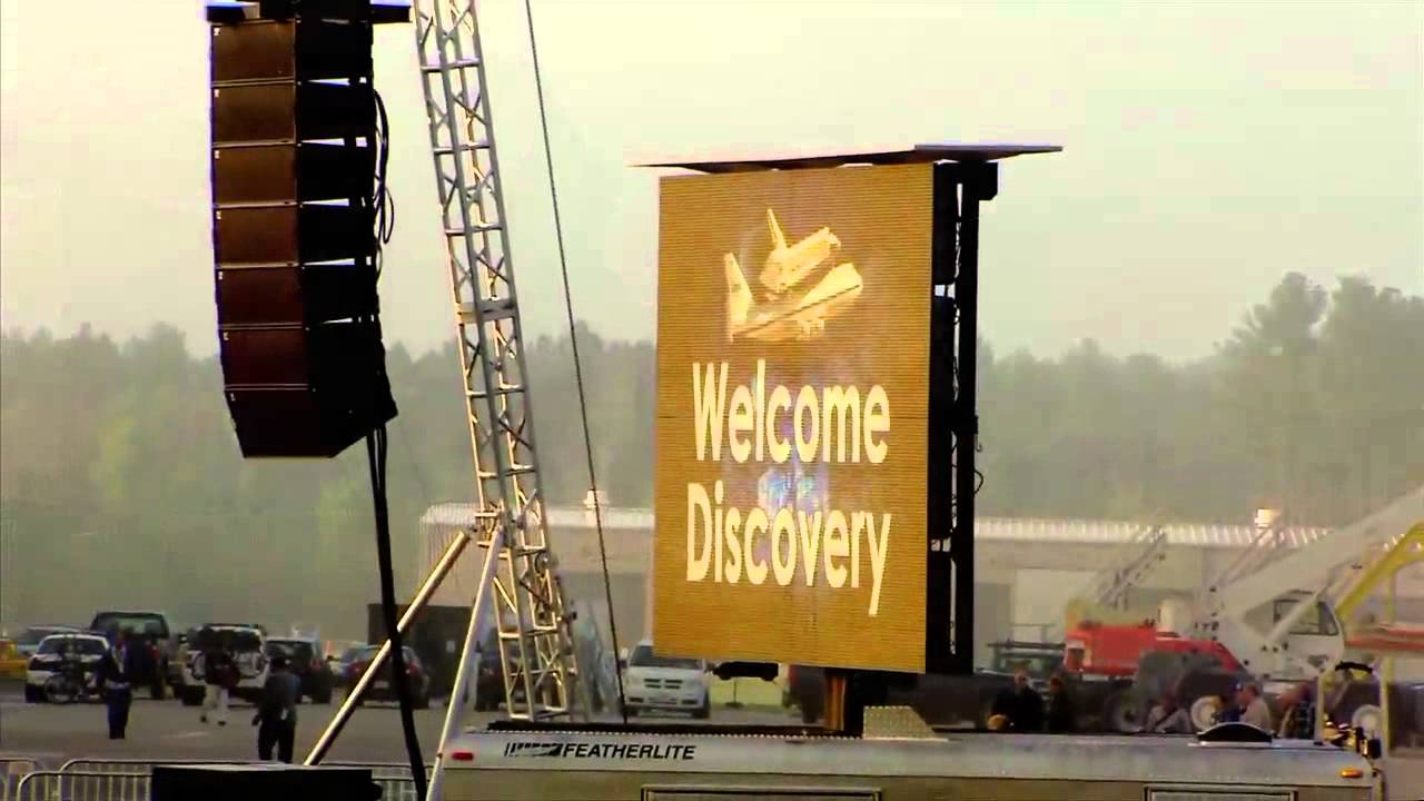 Space Shuttle Enterprise makes way for Discovery at Smithsonian