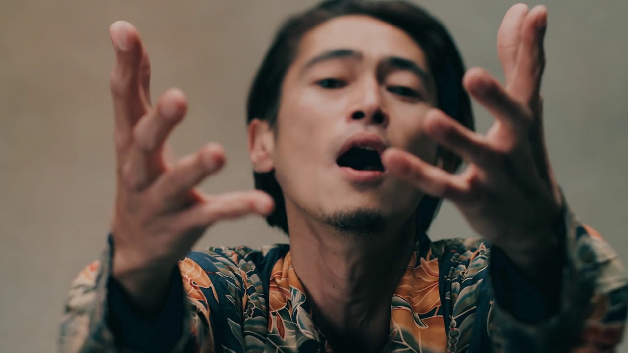 卍LINE「愛の讃歌」