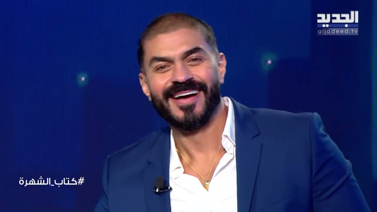 خالد سليم يحلق شعره بالكامل على الهواء بسبب اصابة والدته بالسرطان وينهار داخل الاستديو: خايف من 2024