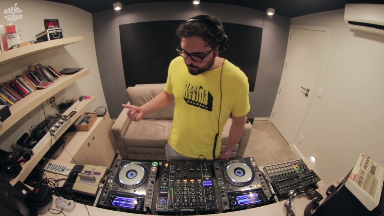 Gahara | Resina Sessions @ Gahara Studios