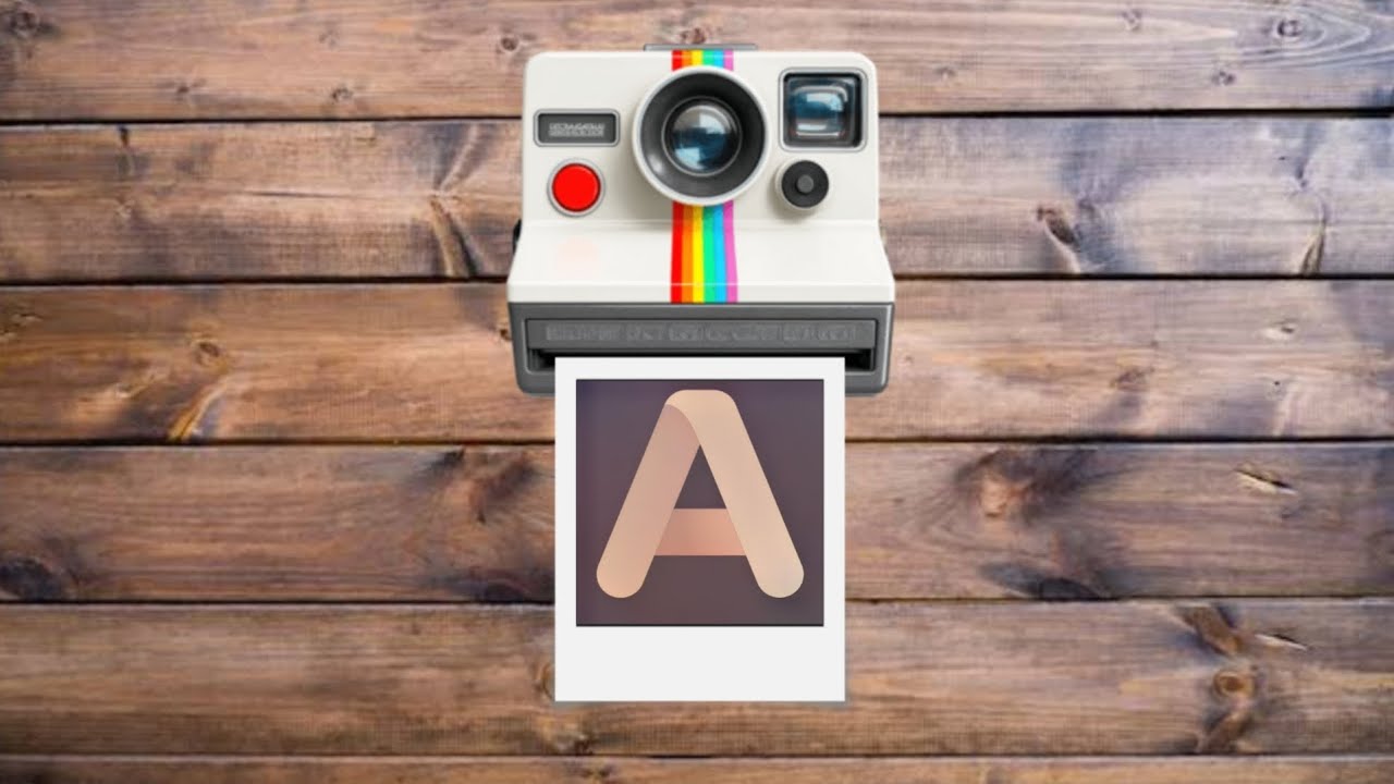 Фотографирую букву А через Polaroid 