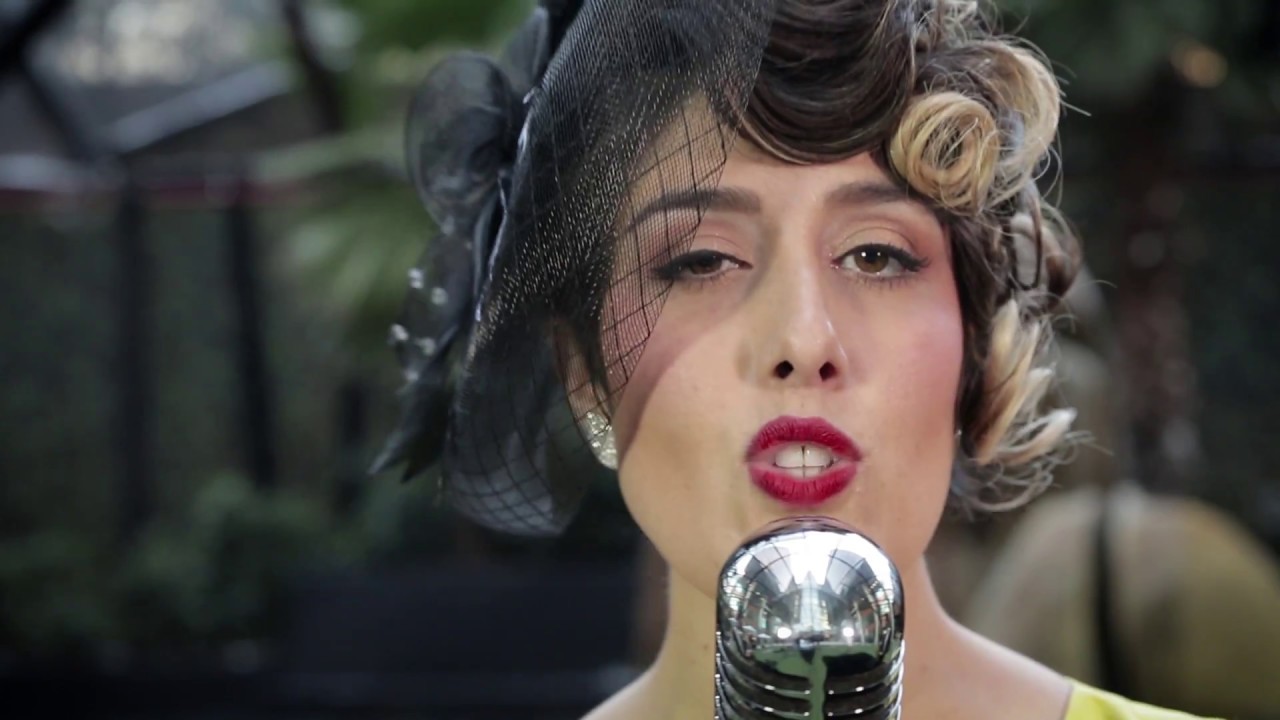 Sobreviviré  - Karen Brown Quinteto Spanish version I will survive Postmodern Jukebox