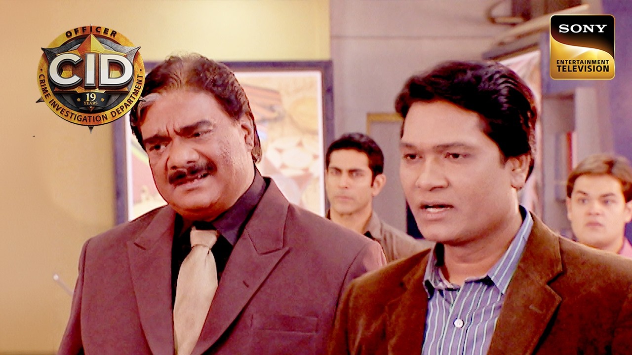 Why does DCP Chittrole want ACP Pradyuman's resignation? | CID | Full Episode