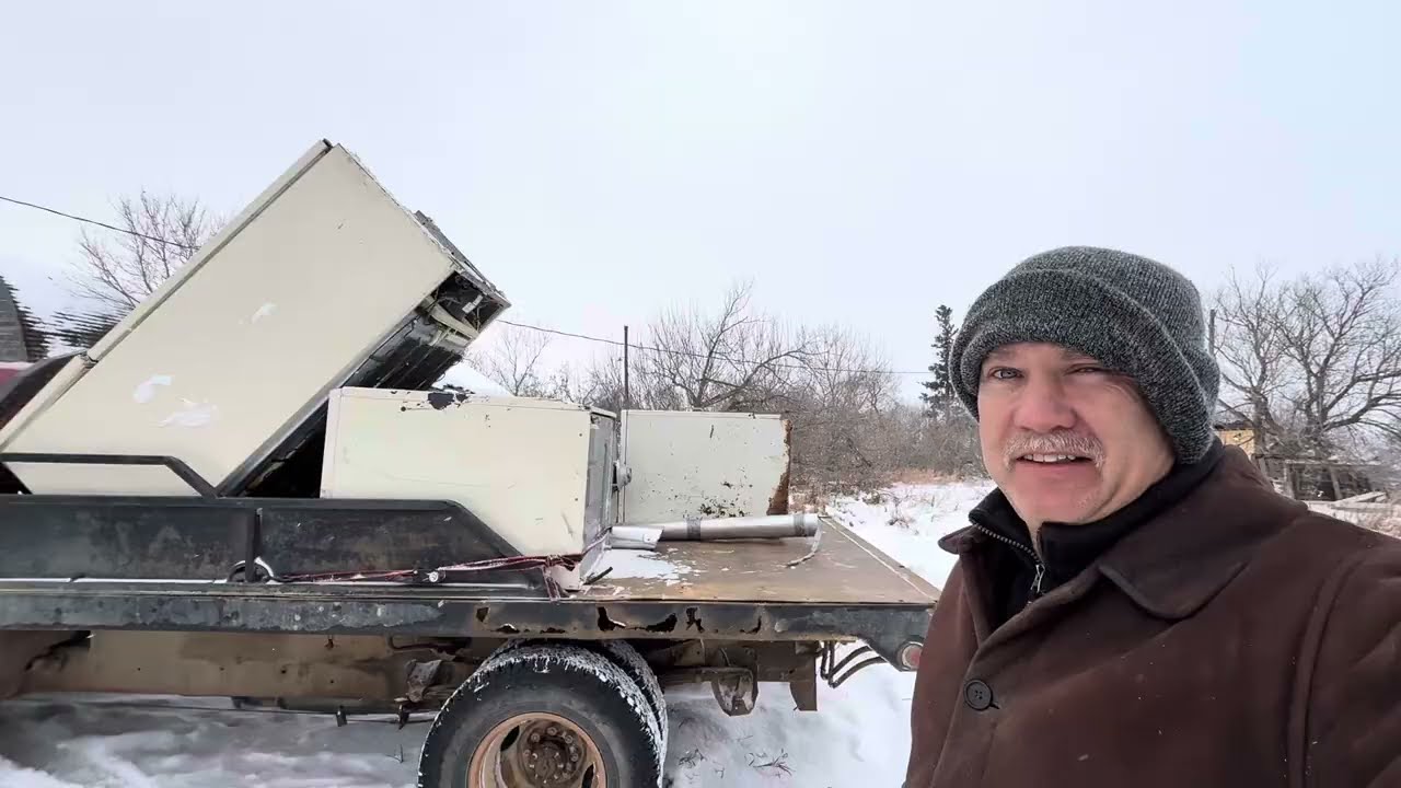 Ещё один двойной шторм приближается. Вывоз металлолома. 