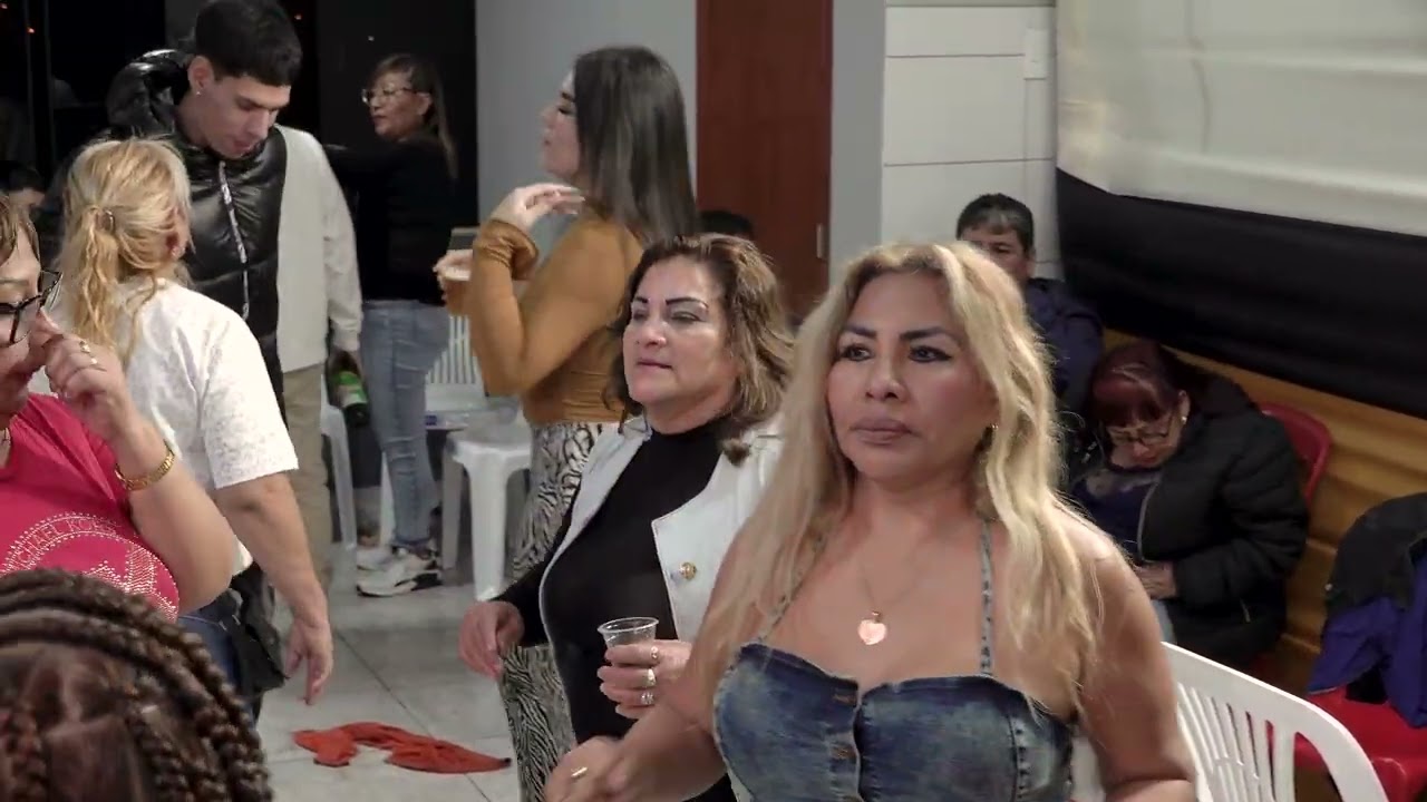 EL ARBOLITO - CHACAL Y SUS ESTRELLAS...FELIZ CUMPLEAÑOS 