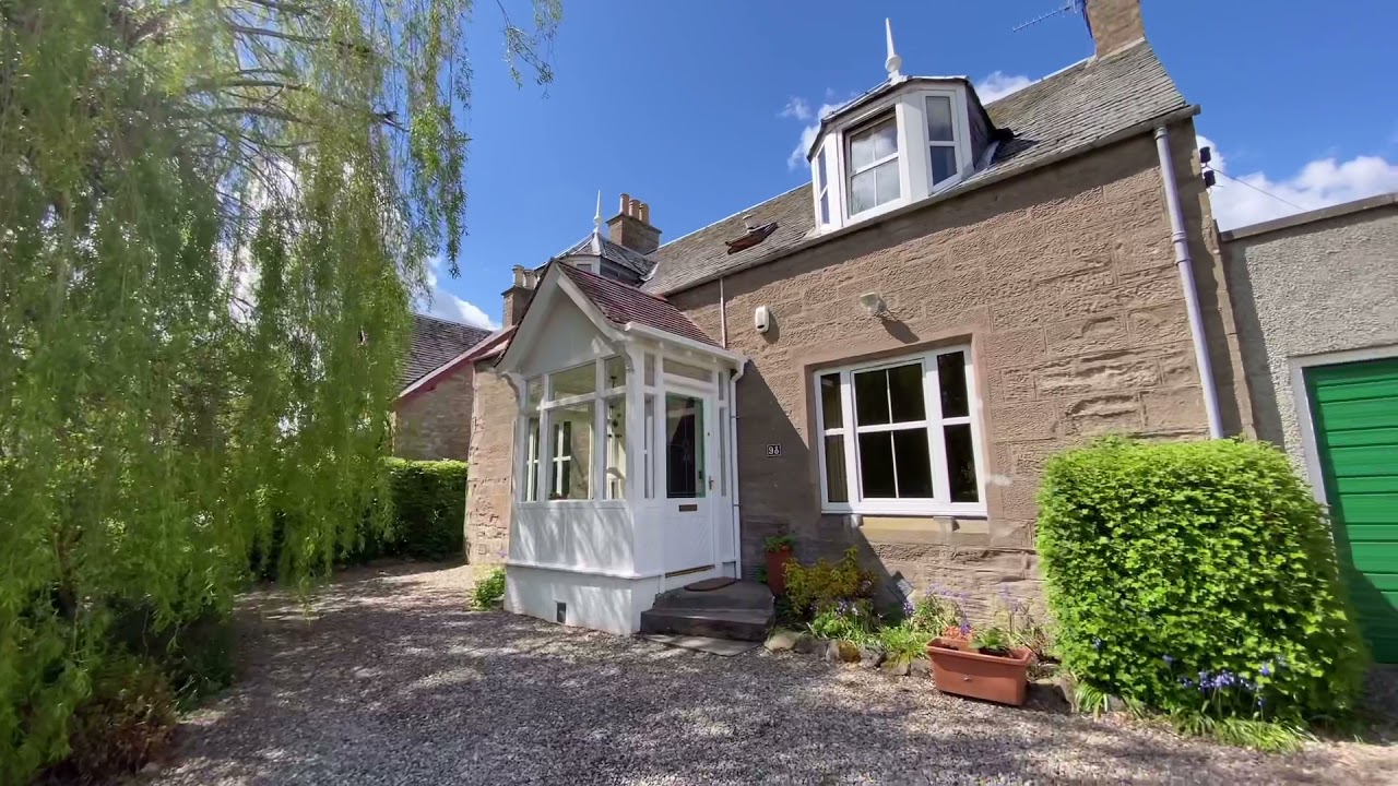 98 Perth Road, Scone PH2 6JL