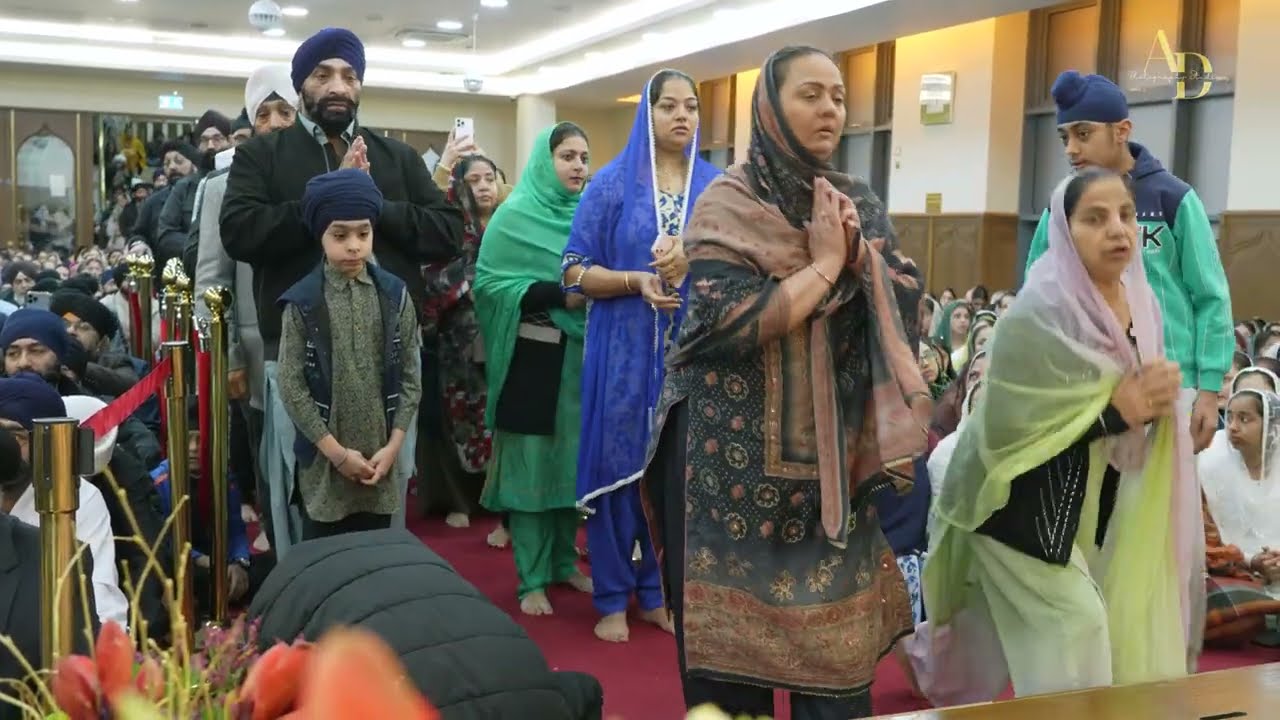 LIVE Gurdwara Guru Nanak Darbar Southall London UK #GGNDSouthallShabadGurbaniUK #DiljeetSinghVIG.