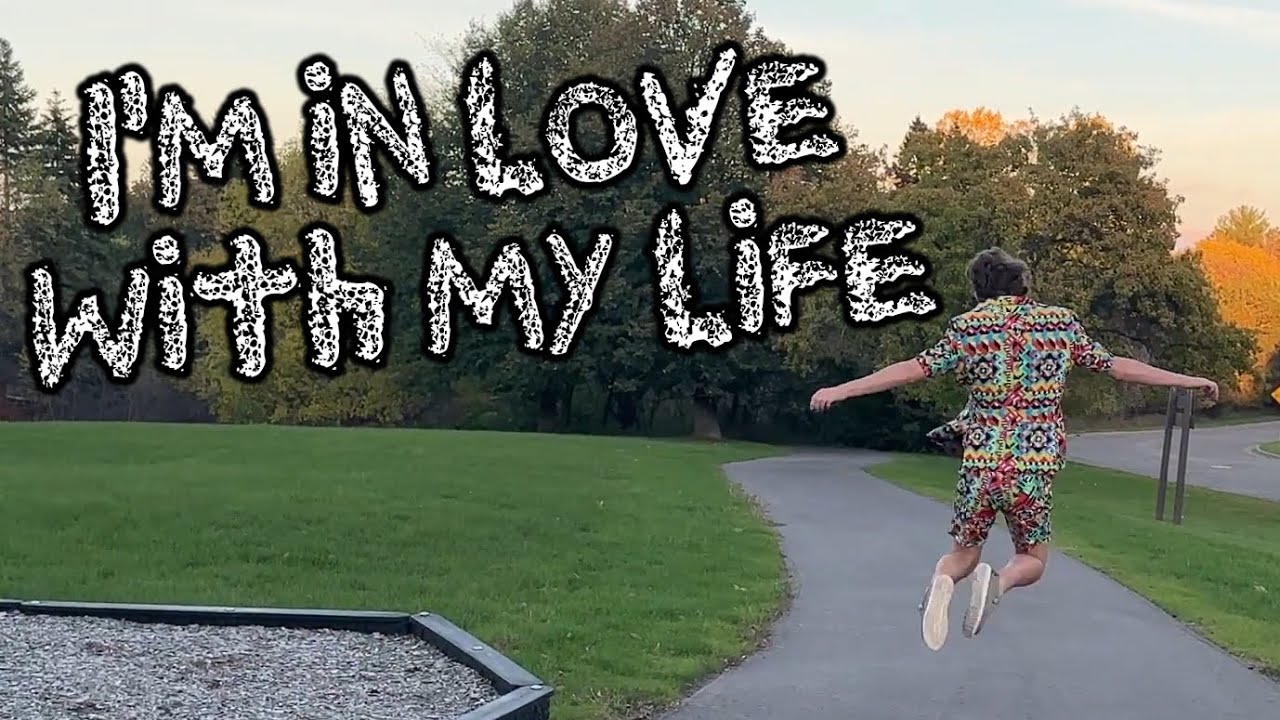 "I'm In Love With My Life" // 6 Word Video Project (ft. Ke$ha)