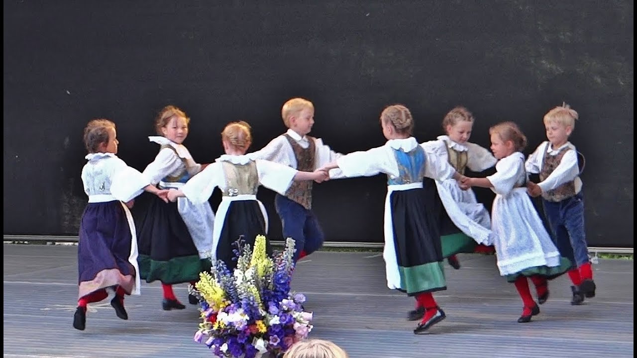 German folk dance  -  Figaro