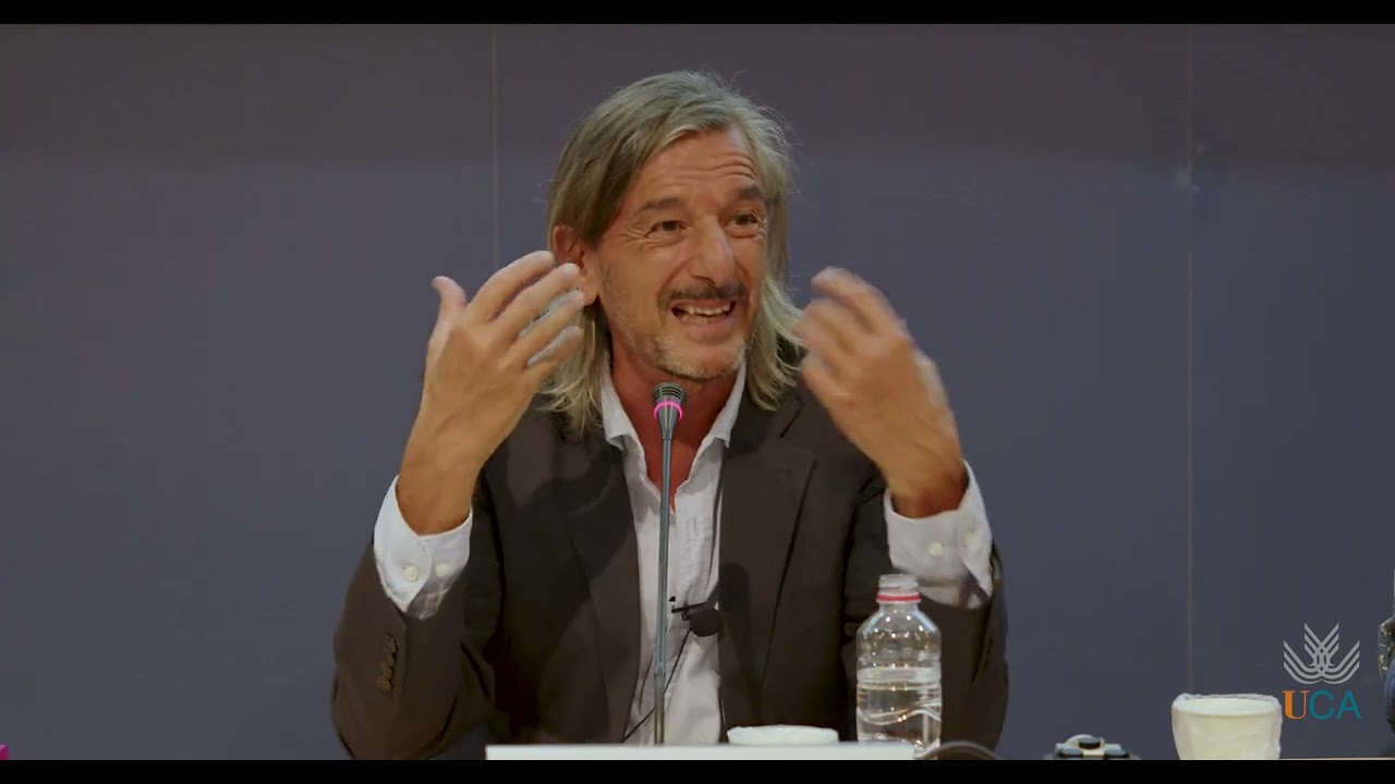 Presencias Literarias en la Universidad de Cádiz: Ignacio Echevarría dialoga con Fran G. Matute.