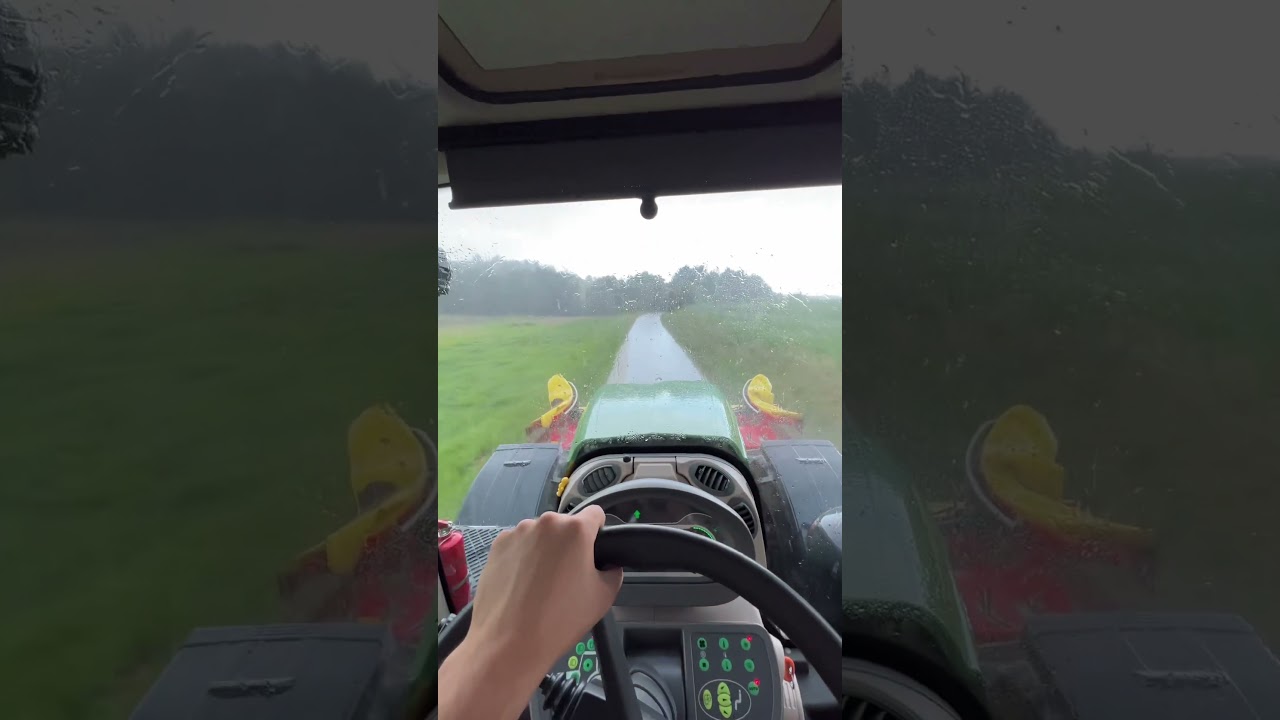 FENDT 828 In rainy weather 🌧️ 