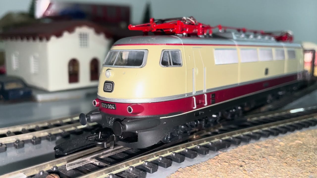 LIMA H0 locomotiva elettrica E03 004 DB TEE su plastico originale LIMA 06/03/2026