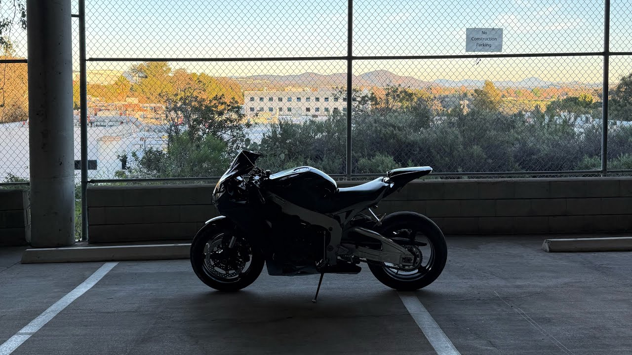 CBR1000RR daytime riding 