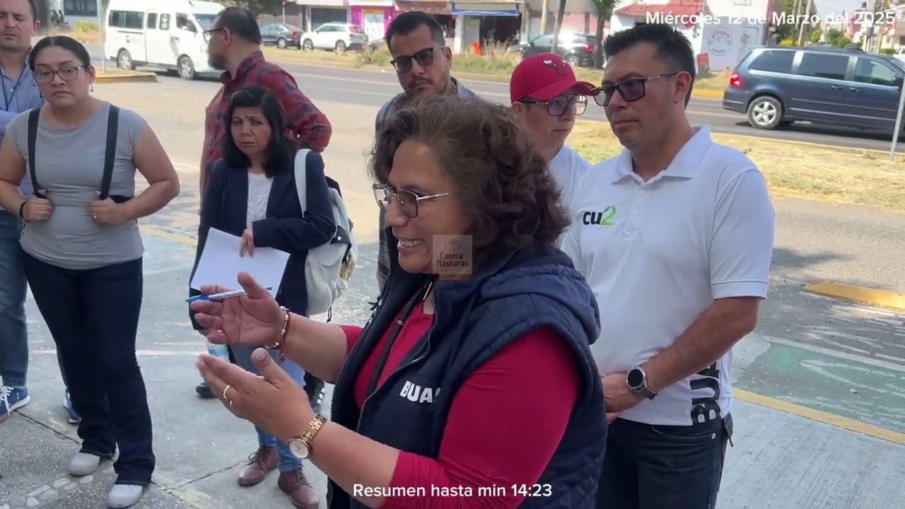 Preparatorias BUAP en paro entregan demandas generales a directores en CU, piden no represalias.