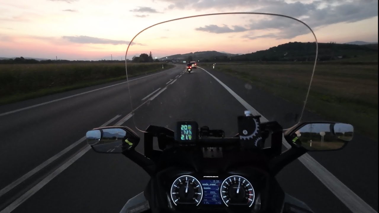 Honda Forza 125 (nočná jazda)