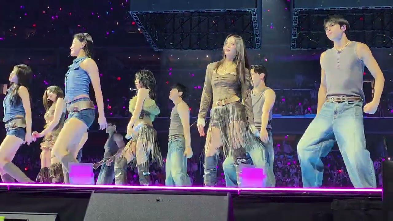 TWICE (트와이스) - The Feels  Live in Washington, DC 20260214 (Day 2)