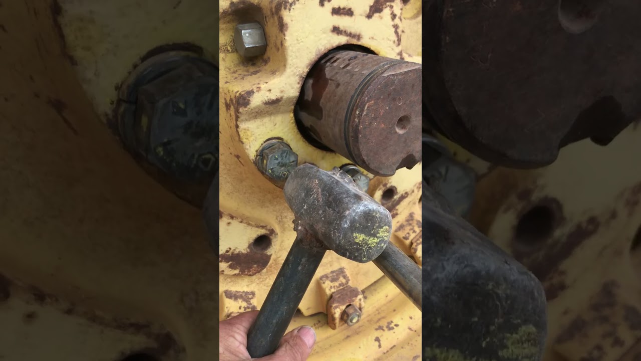 John Deere 40 / 50 series axle wedges for wheel removal