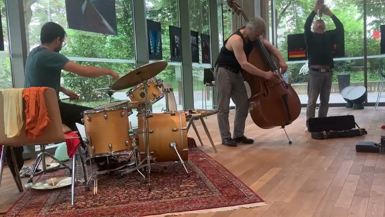 Session at the Maison de l'Ile de France - (Fred Marty, Roland Devocelle, Urbuli Baba)