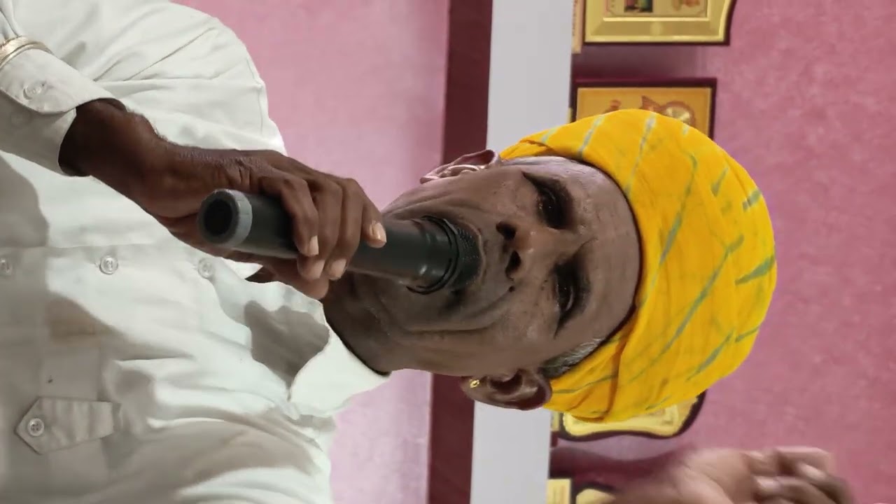 पड़ का आनंद लेते हुए होसा रोड में संपत जी के घर पर