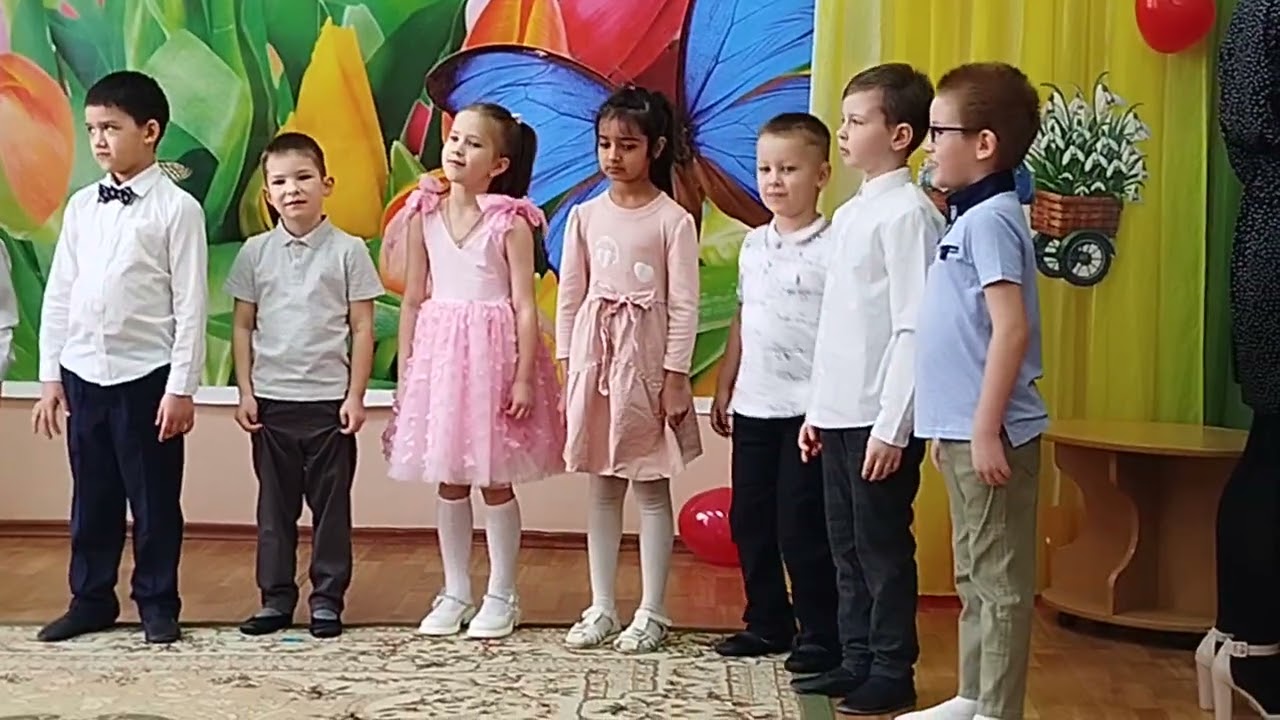 Песня 'Кап кап кап день мамин настает