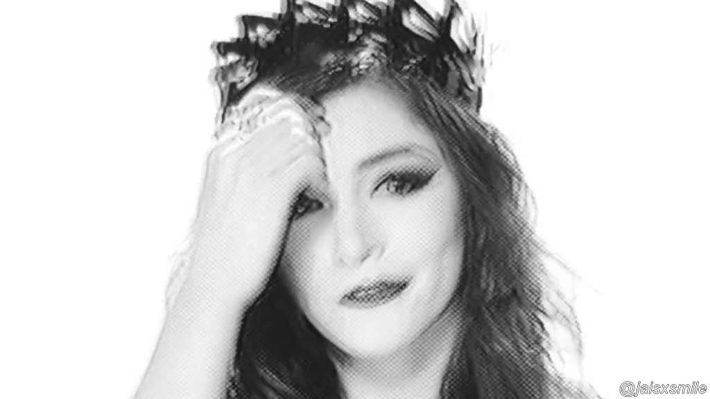 Chrissy Costanza||Roman Holiday