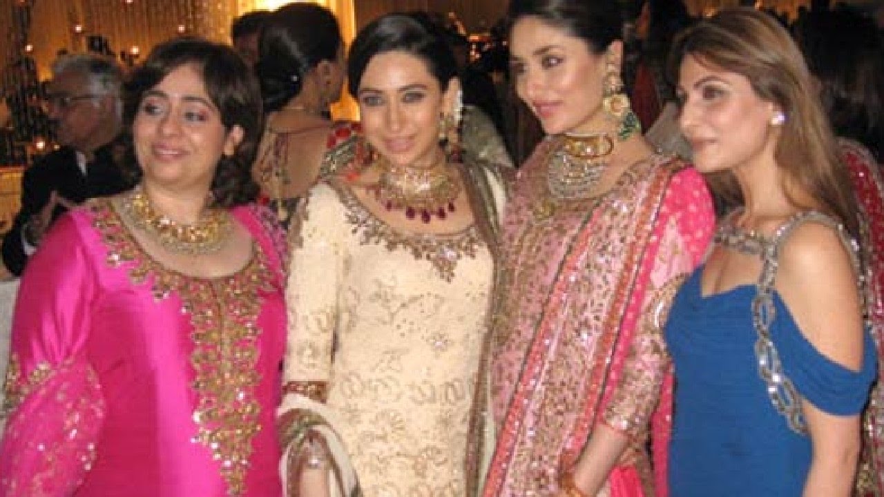 Karishma Kapoor Wedding Full Video | Kareena Kapoor and other celebs spotted | Bollywood Wedding