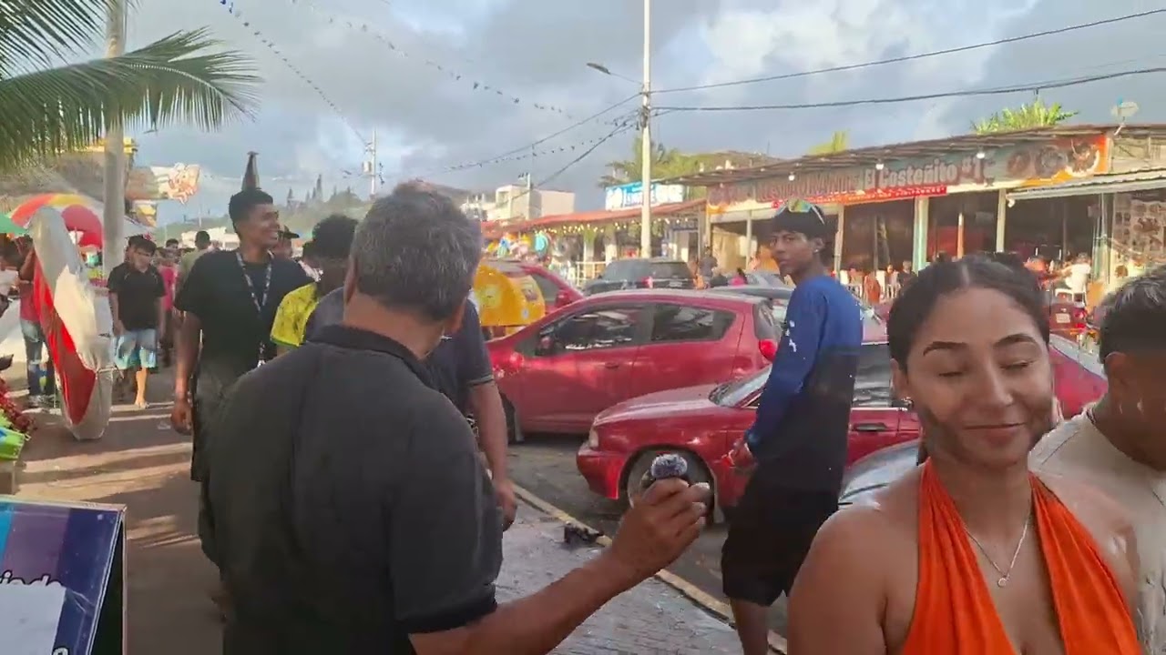 Jerónimo Ibarra visita el cantón Pedernales por carnaval
