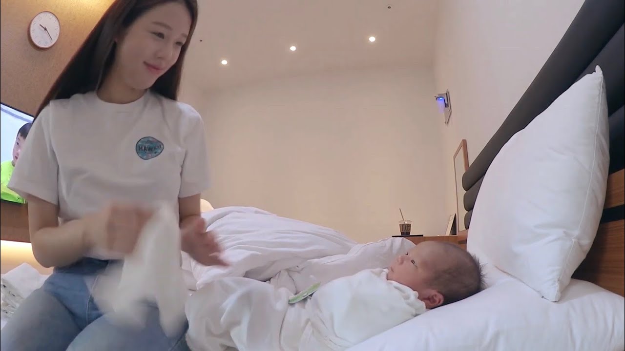 2주만에 할머니 할아버지 처음 만나는 날| 배는 얼만큼 들어갔을까요