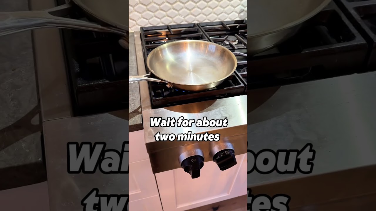 Water Test on A Stainless Steel Pan