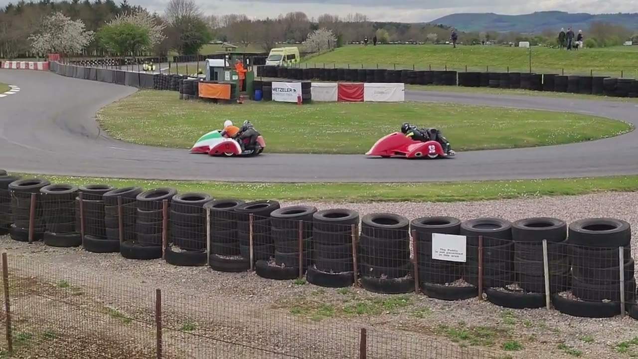 GREAT DAYS RACING AT DARLEY MOOR!