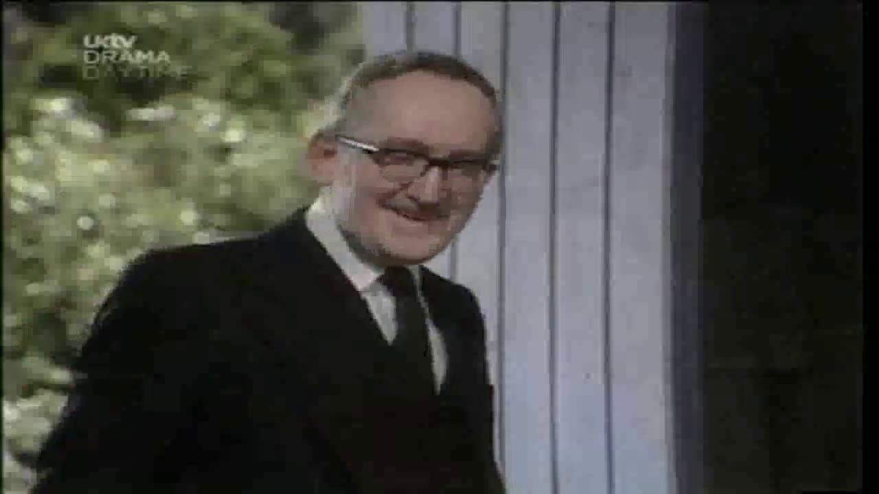 Last Of The Summer Wine S04E04 - Flower Power Cut