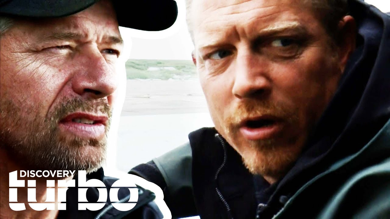 Scott's Grudge With Hank Makes Their Collaboration Unbearable | Bering Sea Gold