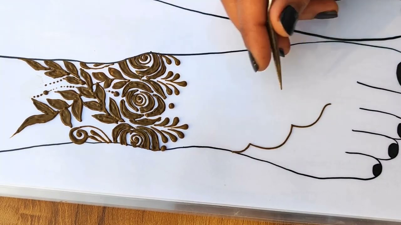 “Self made mehndi pure art 🤎”#SelfMadeMehndi#MehndiDesign#MehndiArt#FootMehndi#EasyMehndi