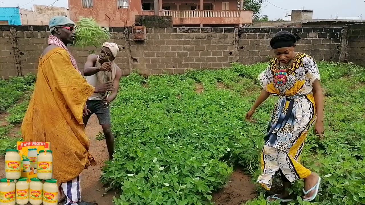 Le Fou Woroli et son Bouramouso qui ne le veut pas aidé