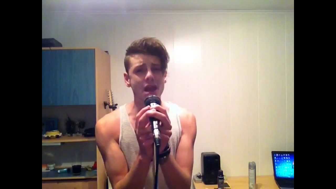 Broken vs the Way We Were Born - Emarosa (Vocal Cover)