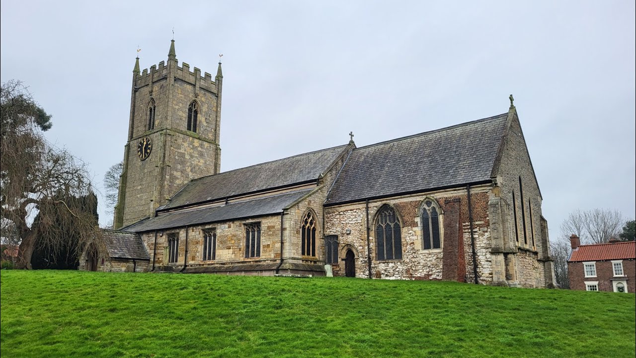 Barefoot Chronicles 063 - Holy Trinity Church, Barrow upon Humber 👣⛪️✝️☁️