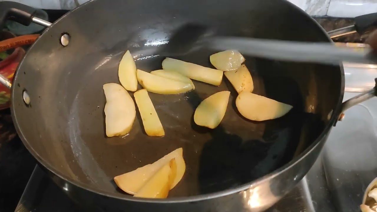 গোল্ডেন স্যালাড.....