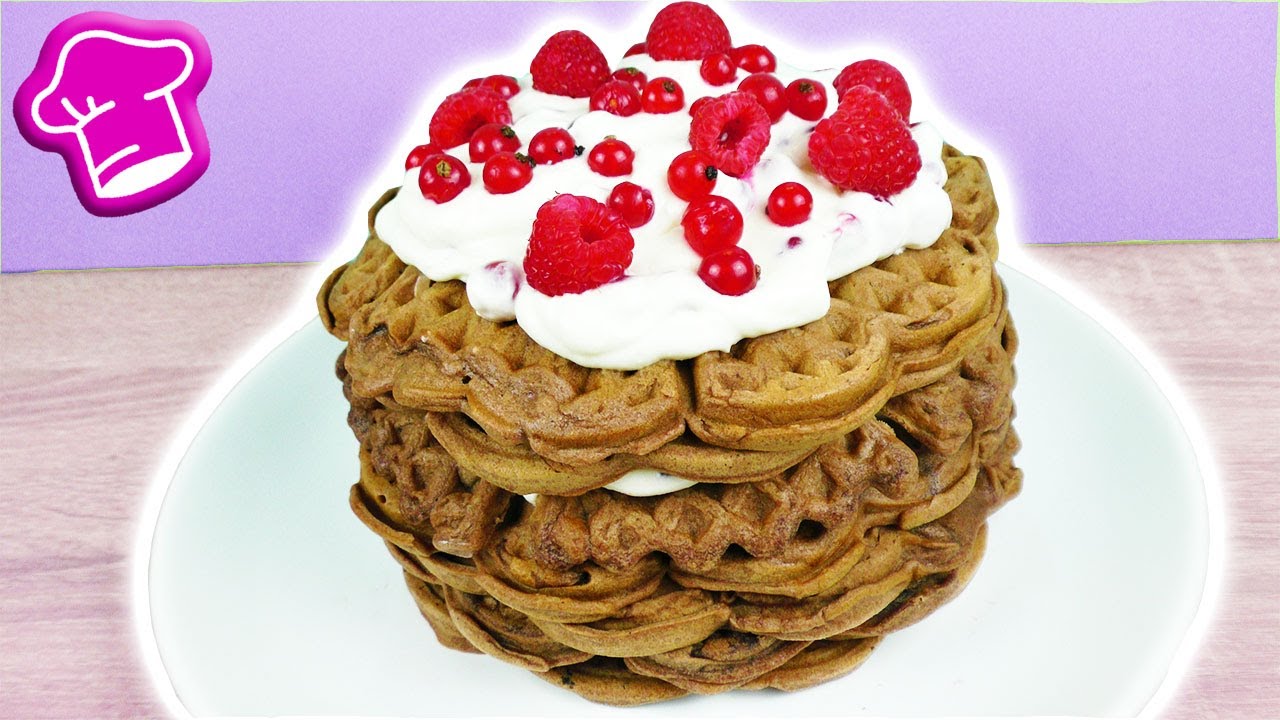 Schoko Waffel Torte mit frischen Beeren | Super leckere Sommer Torte | Schoko & Waffel Idee