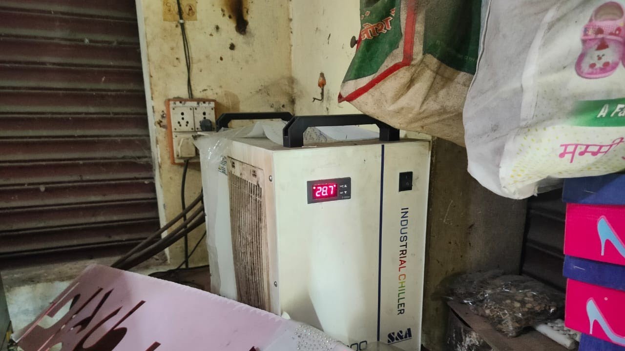 लेजर मशीन के छिल्लर की सफाई करना सीखें और पाइप  बदलना सिख #laser #lasersupply #galvo #viral 