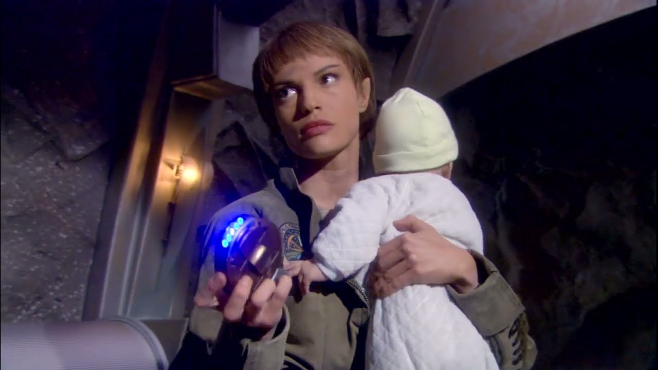 Paxton and T'pol debate post warp interstellar evolution